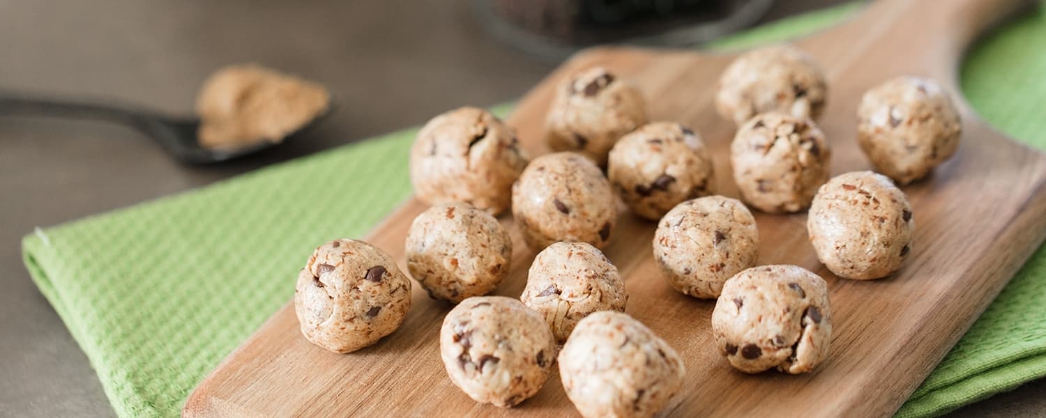 WordPress blog image - almond-butter-bites-header.jpg